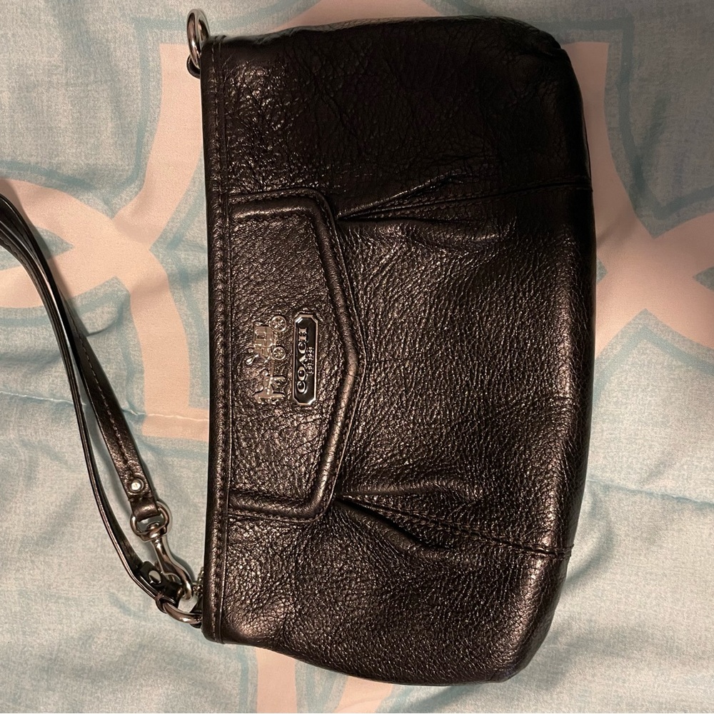 Coach Madison leather pleated wristlet black